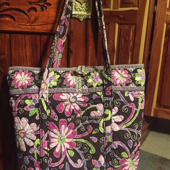 Clothes - Picture 4 of 8